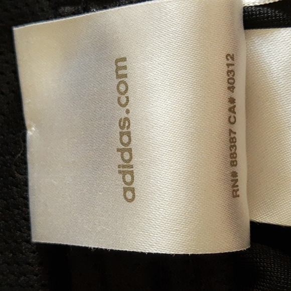 Adidas Ladies Black & White 2 Pocket Drawstring Exercise Capris, Size Small - Picture 9 of 13